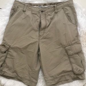 Tommy Bahama cargo shorts